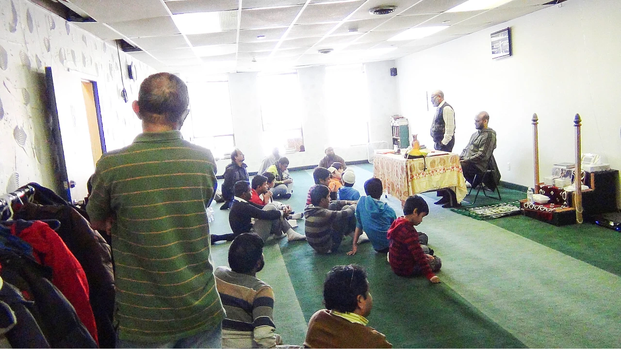 Sisters' Qur'an Reflection Circle photo 2