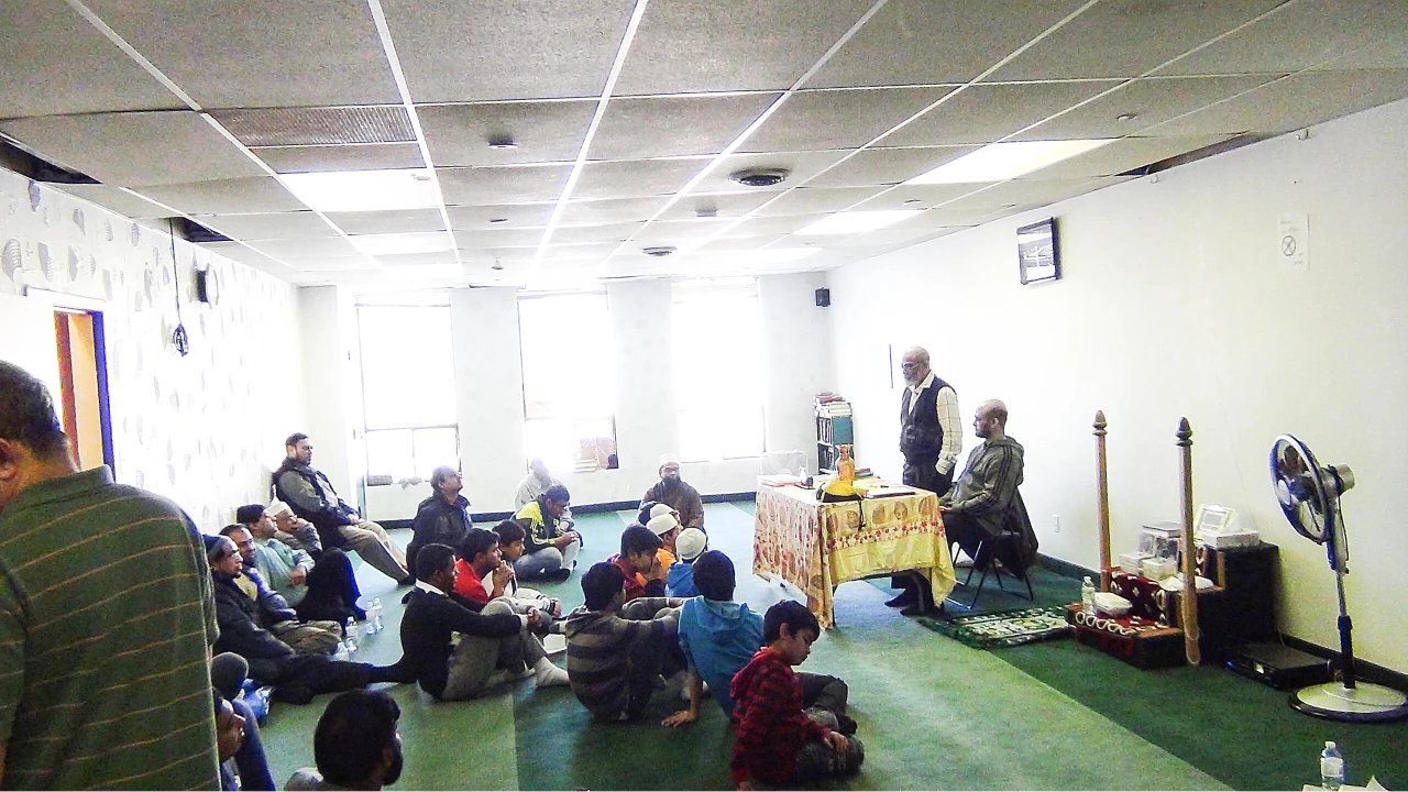 Sisters' Qur'an Reflection Circle photo 4